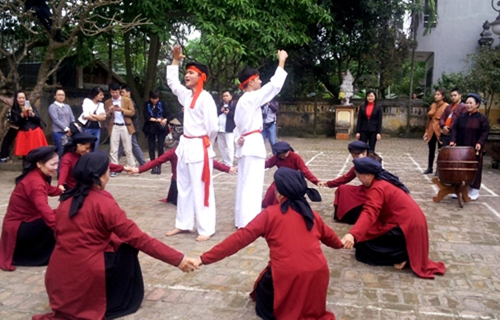 Nghệ thuật giao duyên trong hát Xoan 